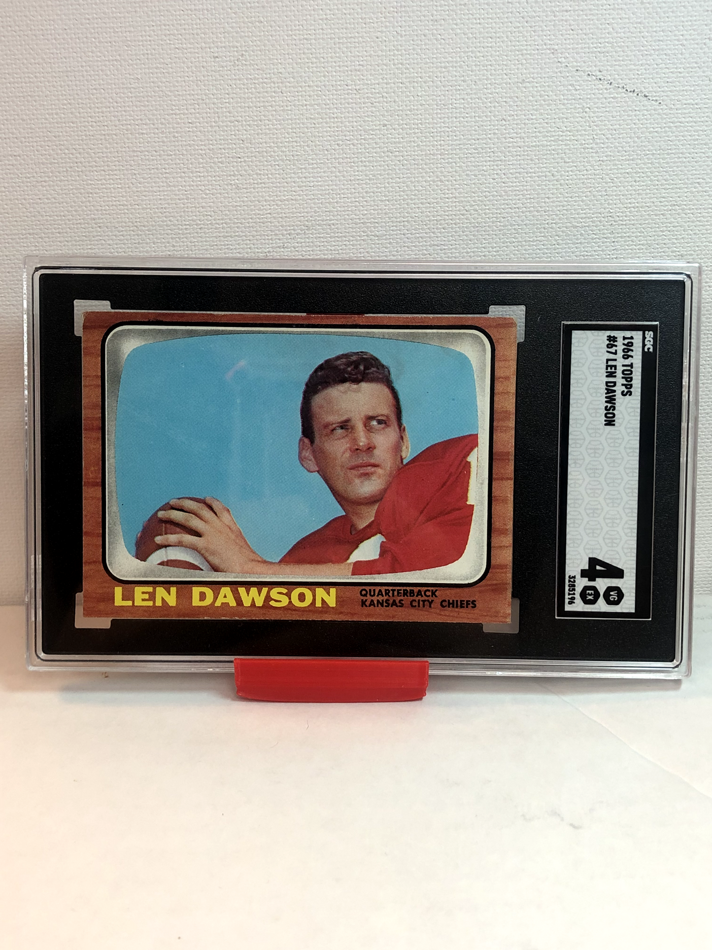 SGC 4 1966 Topps Len Dawson
