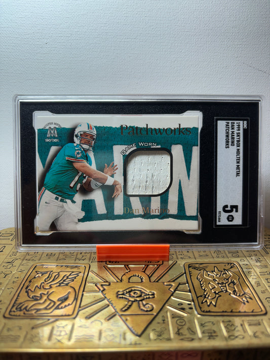 SGC 5 Dan Marino Patchworks Game Worn (9771444)